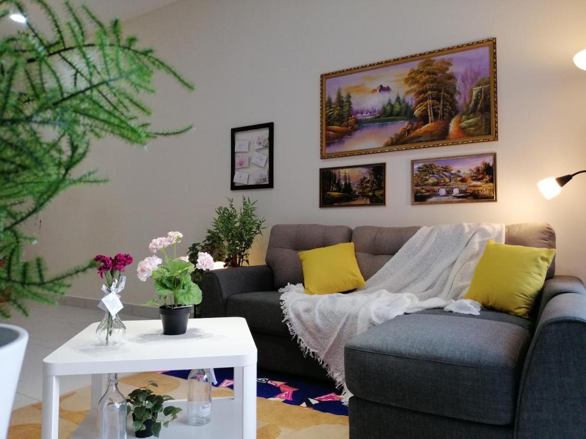 Astetica Residences @ Seri Kembangan Εξωτερικό φωτογραφία